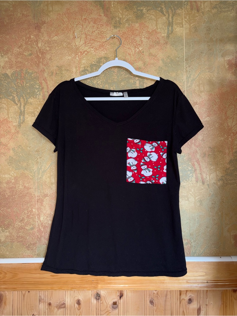 Razzle Dazzle | Black Snowman T-Shirt